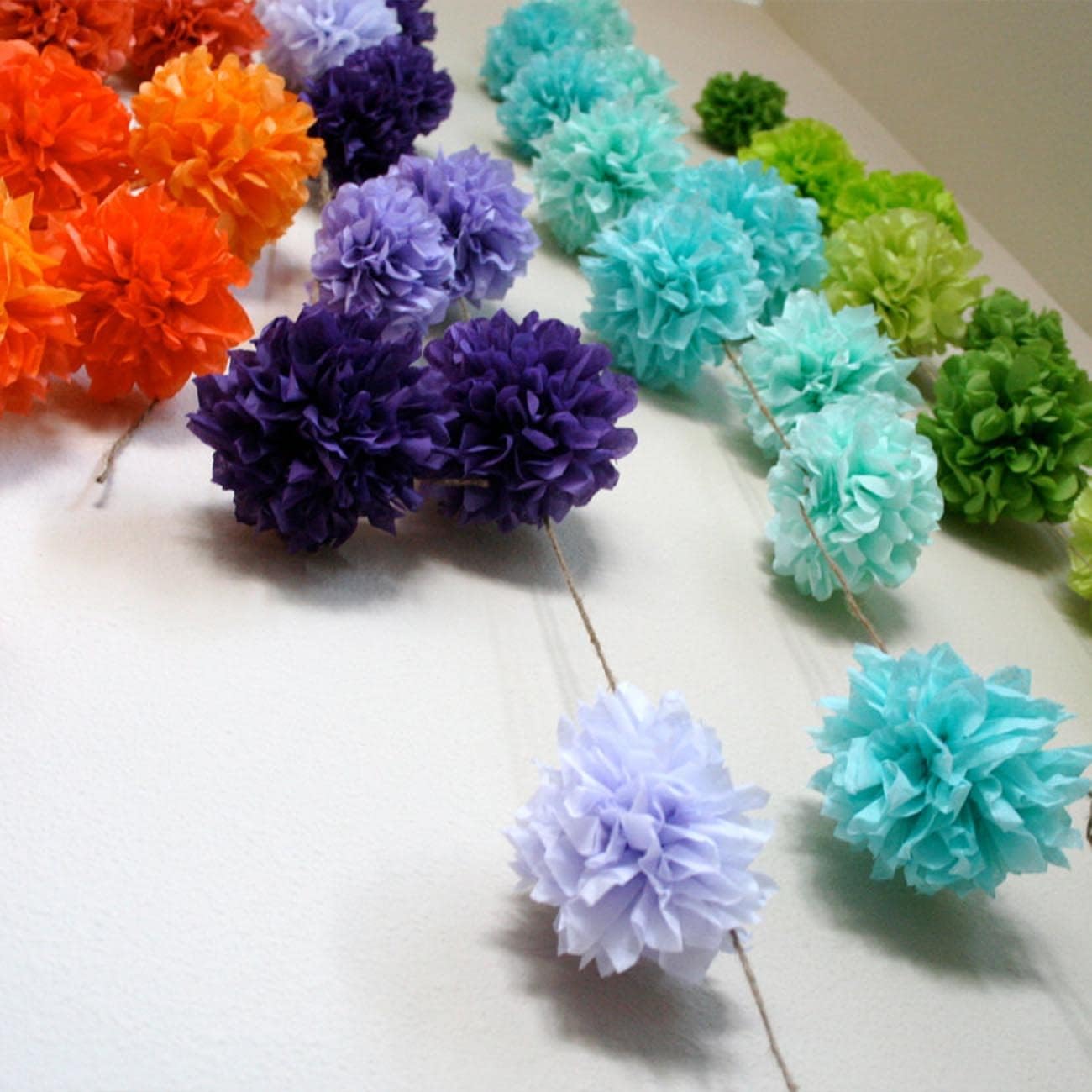12pcs Green Tissue Paper Pom Poms for Party Decor