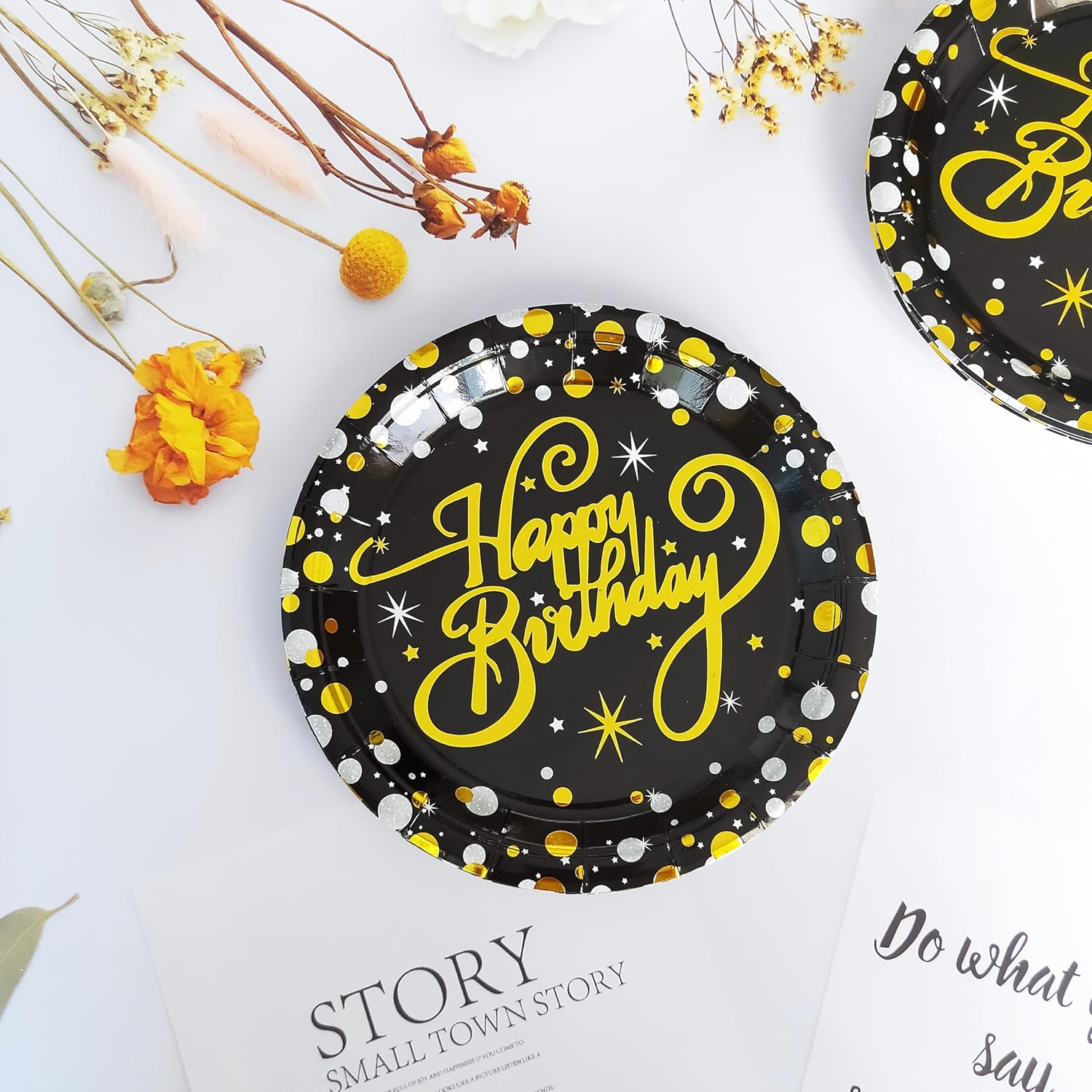 18th Birthday Decor Napkins and Plates Set